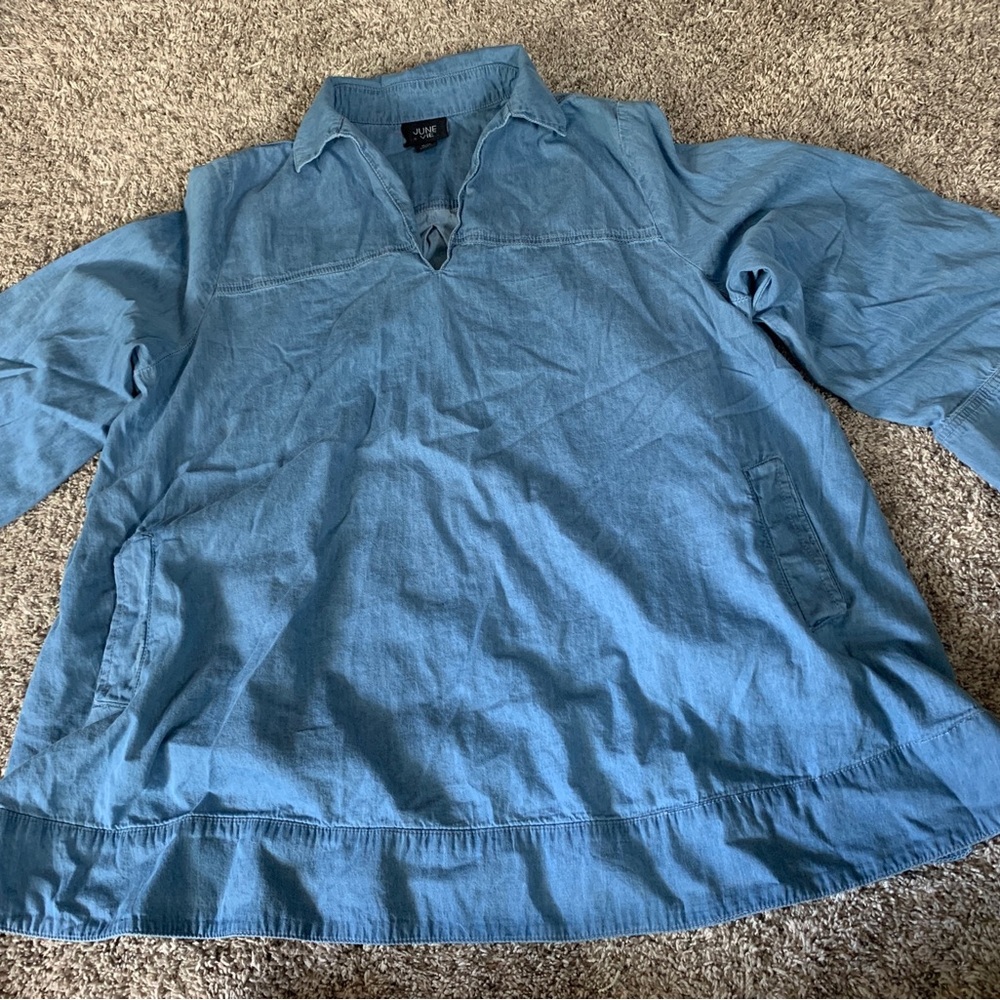 June + Vie Chambray vneck tunic Plus 18/20 L